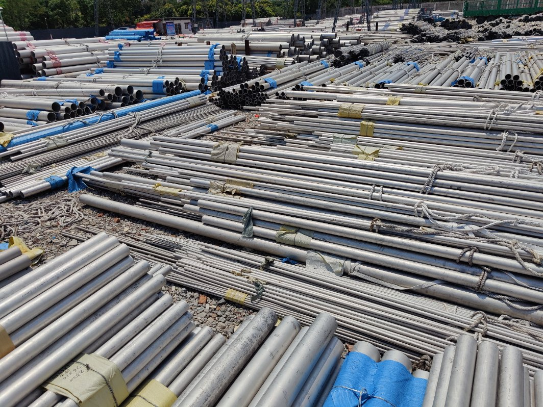 Incoloy-825-Nickel-Alloy-Seamless-Pipe-for-Exhaust-Systems2